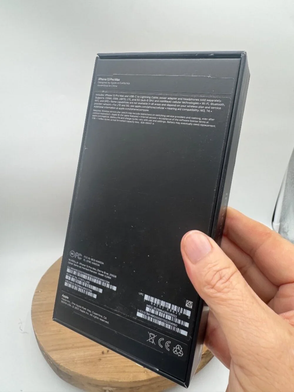 Apple iPhone 13 Pro Max Empty box gag gift wrapping surprise gift funny silly